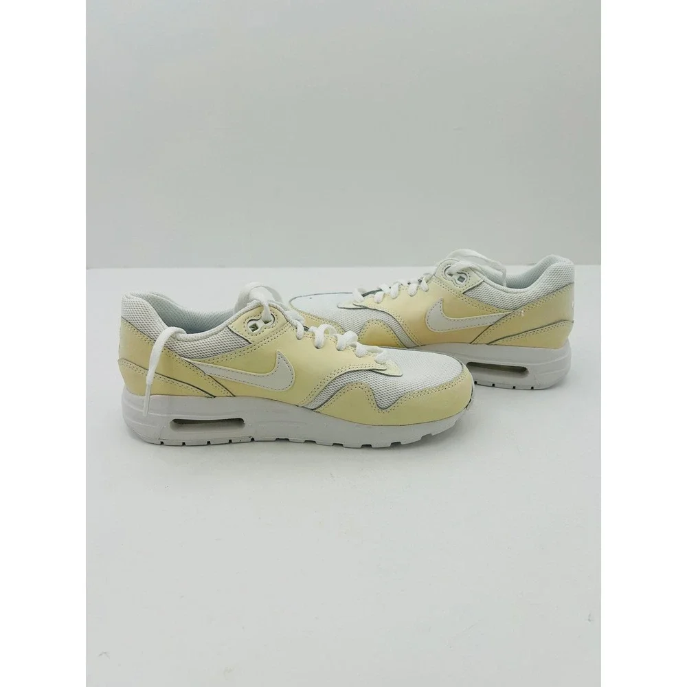 Nike Air Max 1 Sneakers Boys 5Y White‎ New Without Box